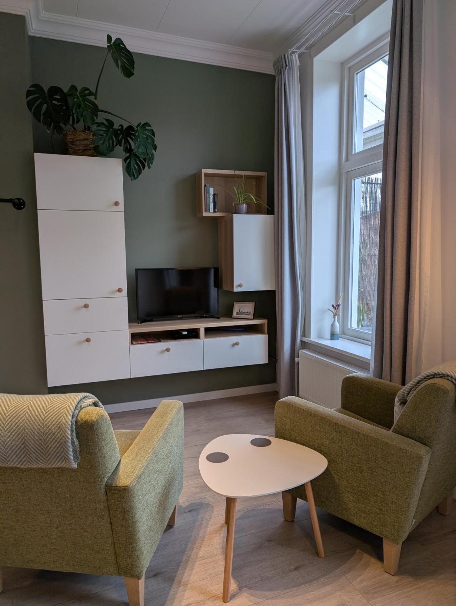 Txl Bed & Breakfast
